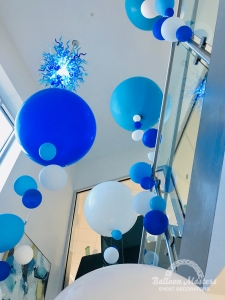Blue and white balloon bobble display.